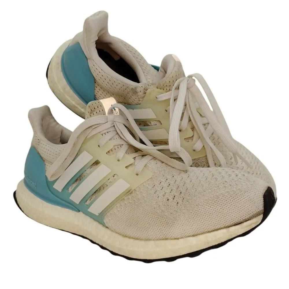 Adidas Ultra Boost Womens Pre-owned Gray/Aqua Blue Athletic Sneakers - sz. 9